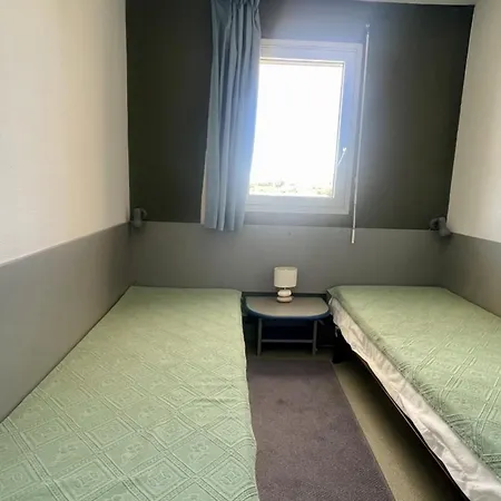 2p + Coin Nuit A 50m Plage, Piscine, 4 Couchages - Fr-1-748-29 Apartment *